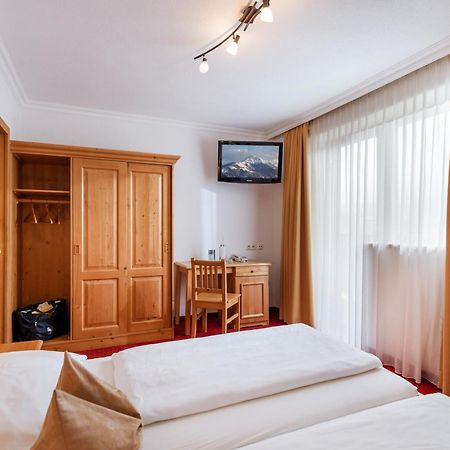 Hotel Kroneck Kirchberg in Tirol Exterior photo