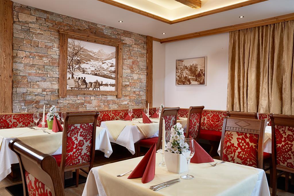 Hotel Kroneck Kirchberg in Tirol Exterior photo