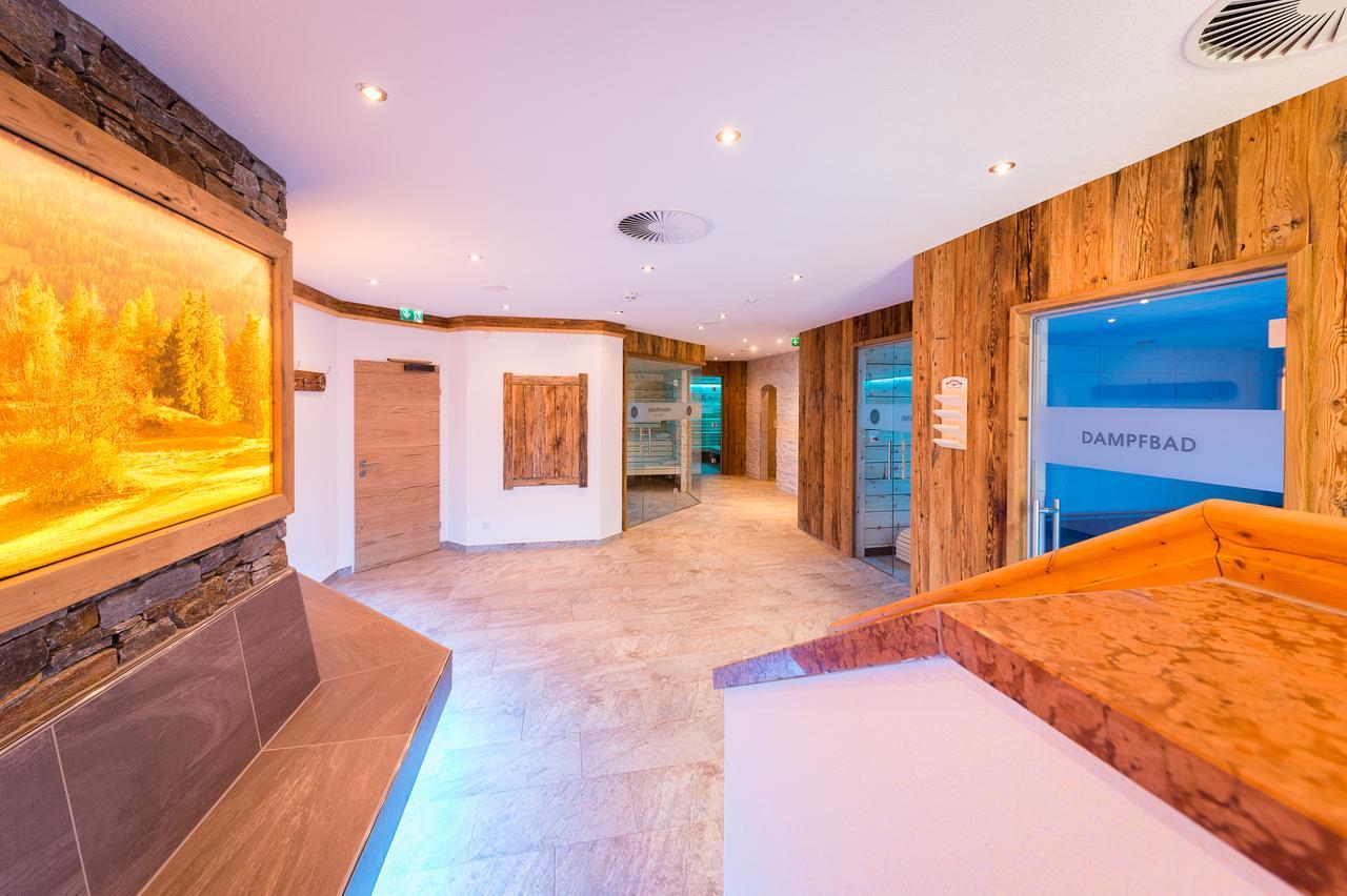 Hotel Kroneck Kirchberg in Tirol Exterior photo